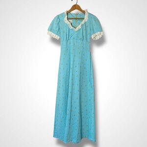 VTG. 1970s Allegro Blue Floral Embroidered Calico Cottagecore Prairie Maxi Dress